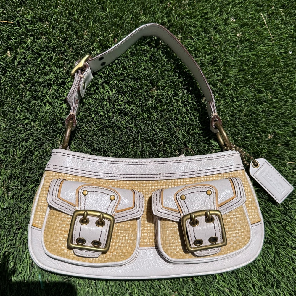 VINTAGE COACH PURSE 😍